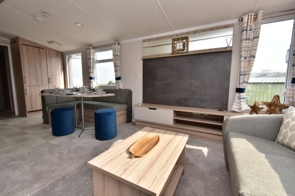 דנבר Caravan On Fantastic Site מראה חיצוני תמונה