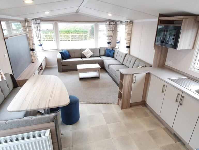 דנבר Caravan On Fantastic Site מראה חיצוני תמונה